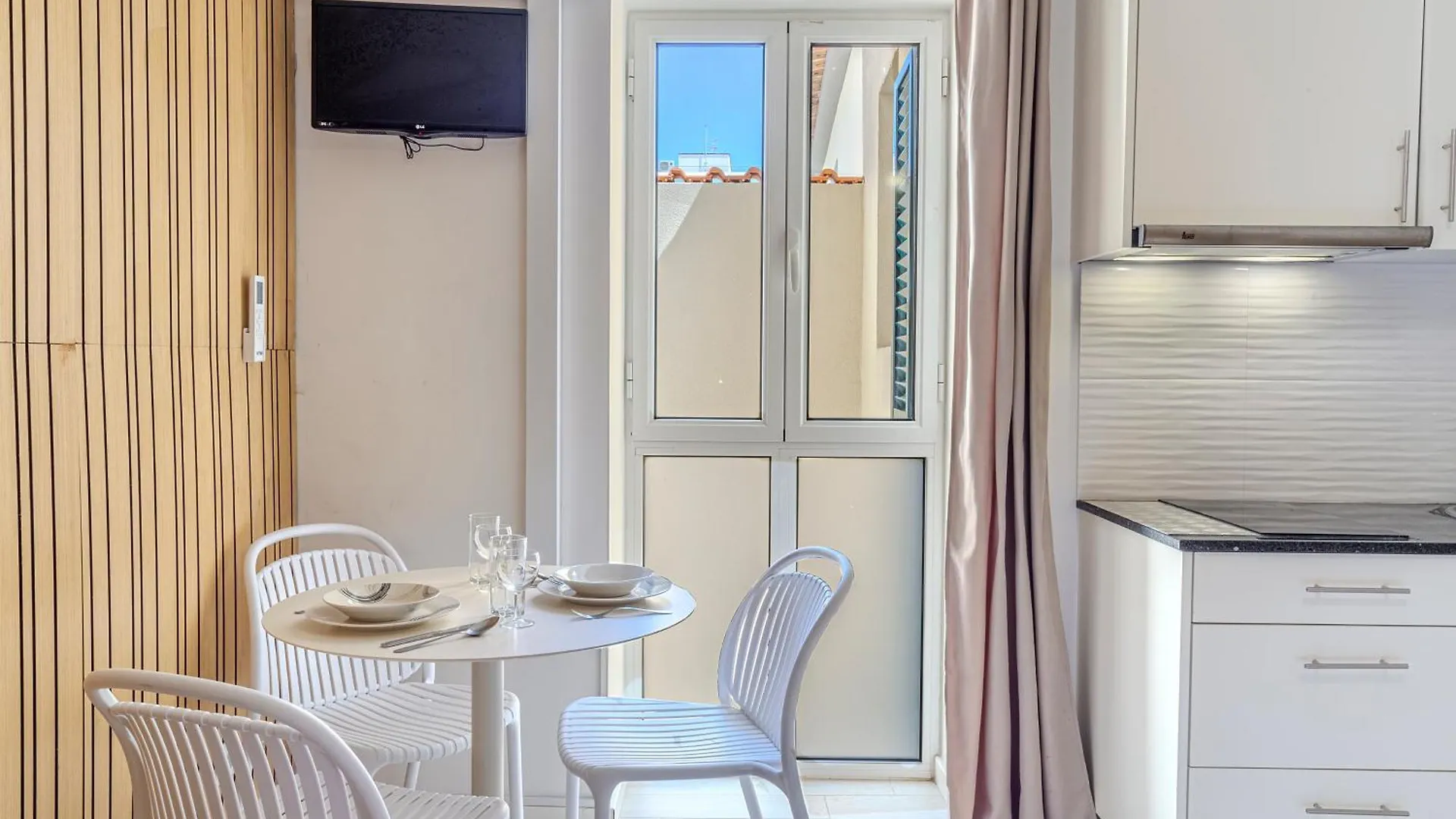 Holiday Home Funchal Center 0*, Funchal (Madeira)